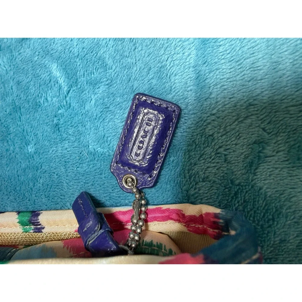 Coach Multicolor Ikat Signature C Hanging Tri-Fold Toiletry Travel Bag Organizer